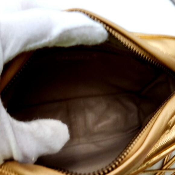 RARE CHANEL CC TASSEL CAMERA BAG GOLD METALLIC - Picture 10 of 16